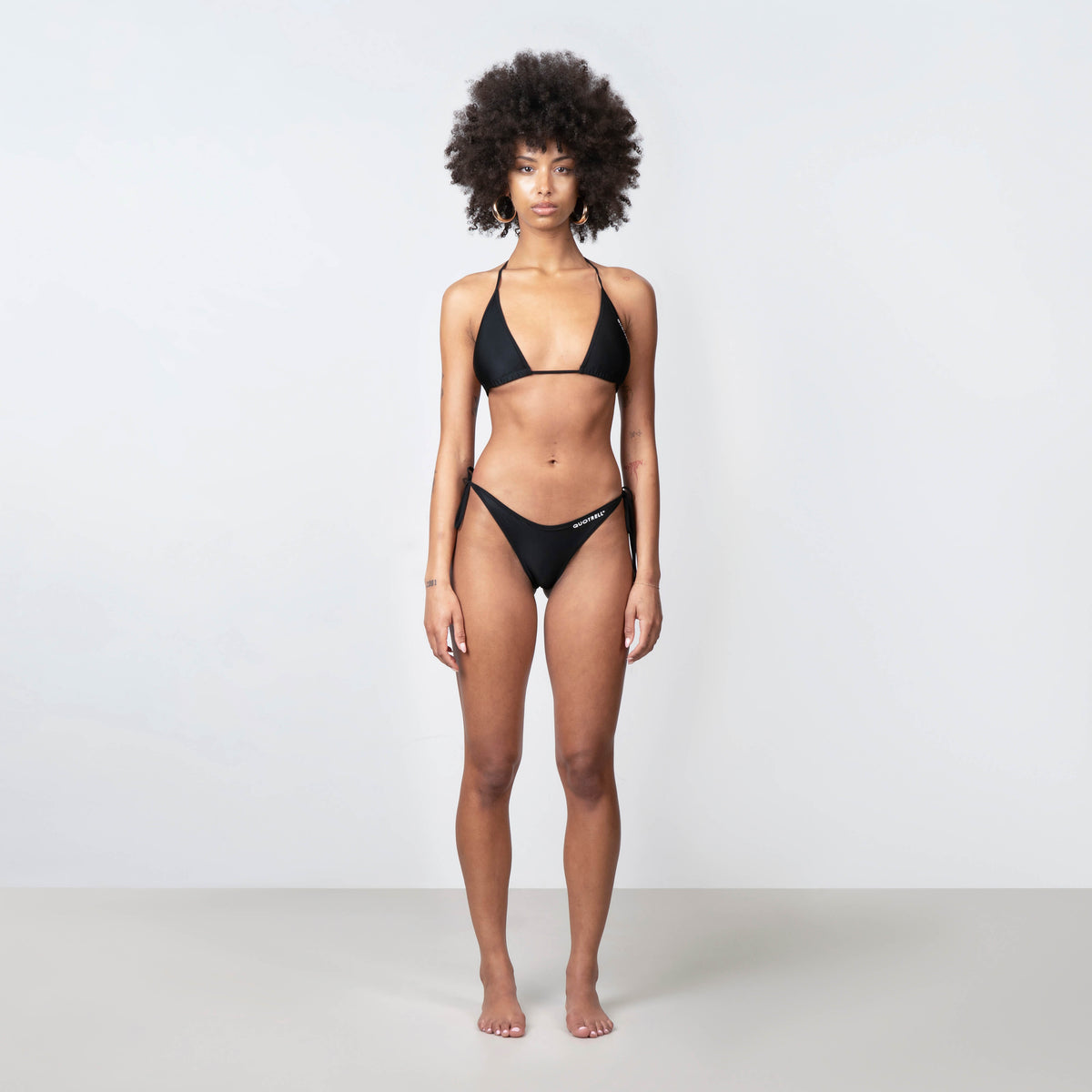 Quotrell Bikini Top in black and white