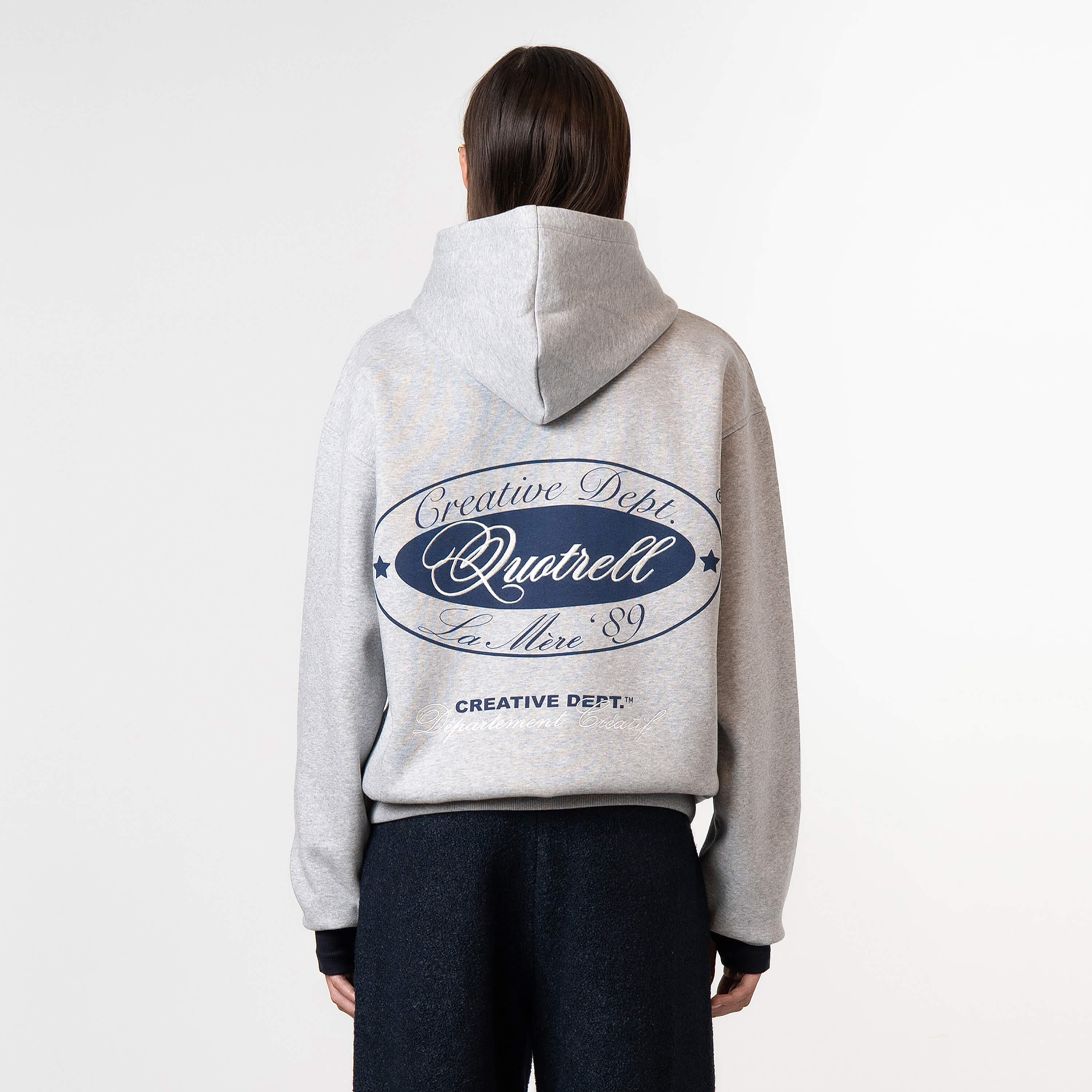 Model is 175 cm and wears size S
