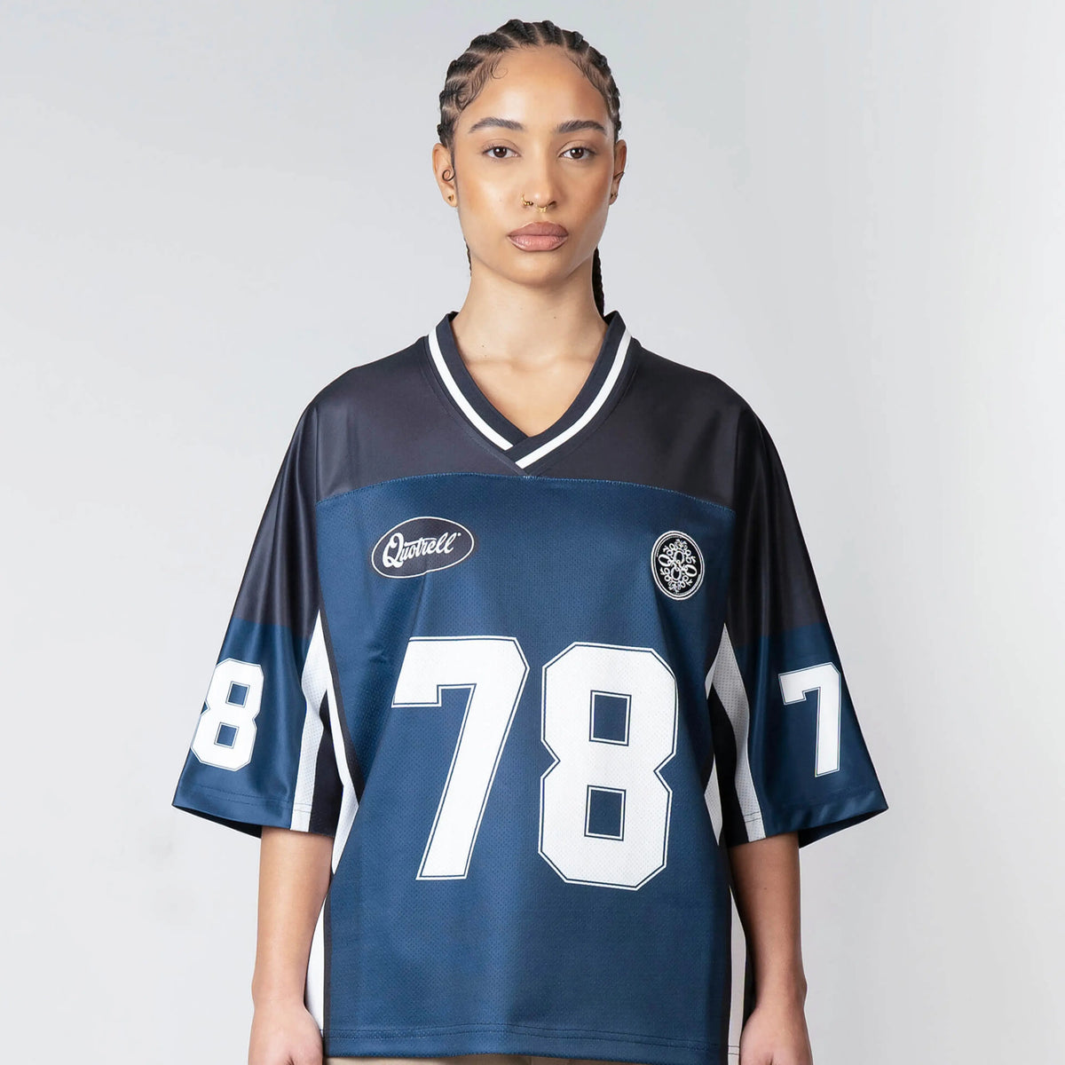 Darnell Mesh in navy and white