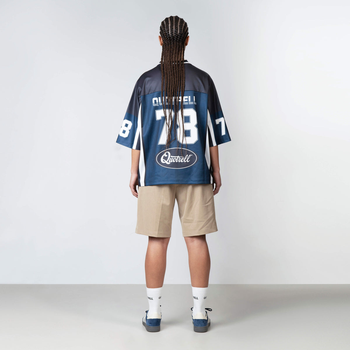 Darnell Mesh in navy and white