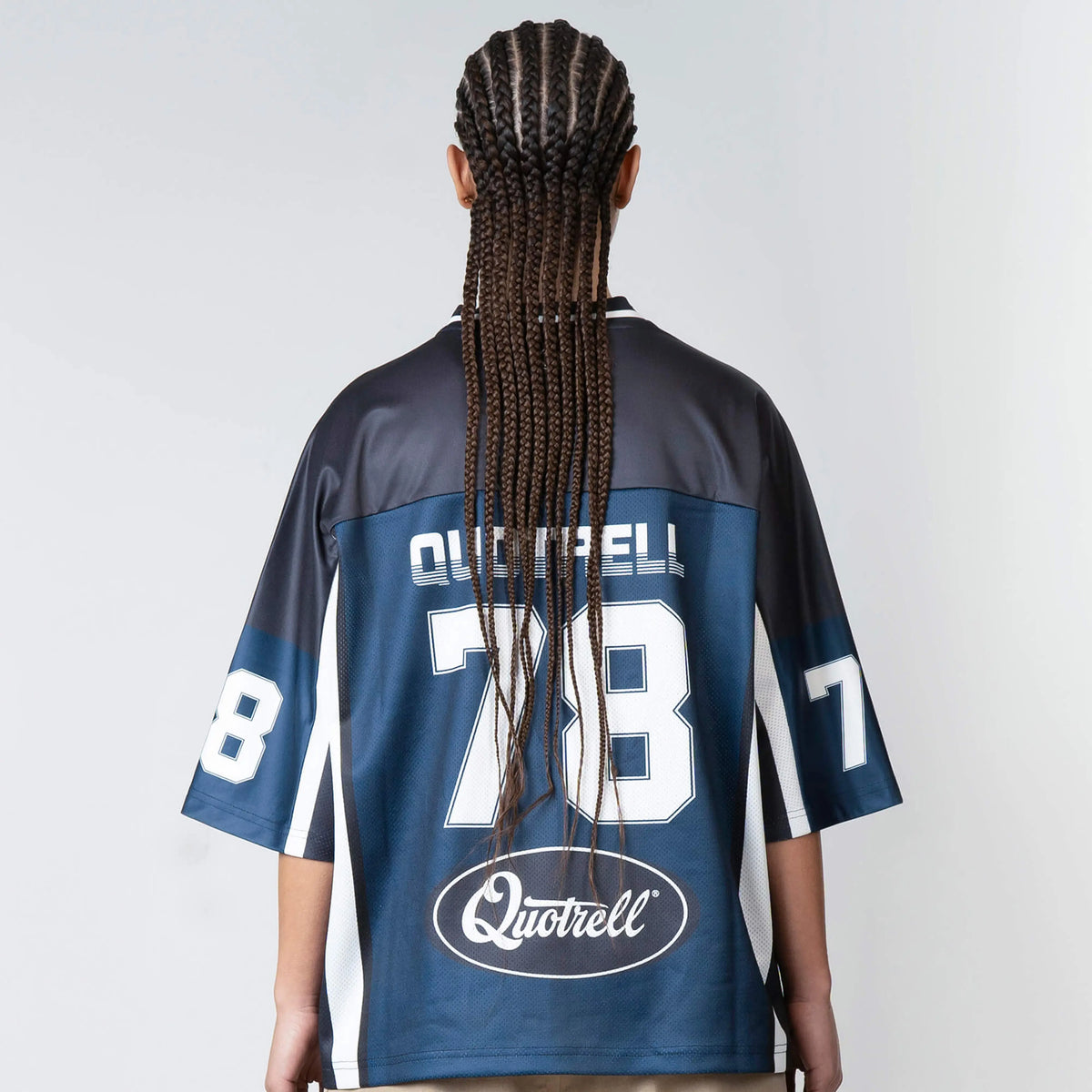 Darnell Mesh in navy and white