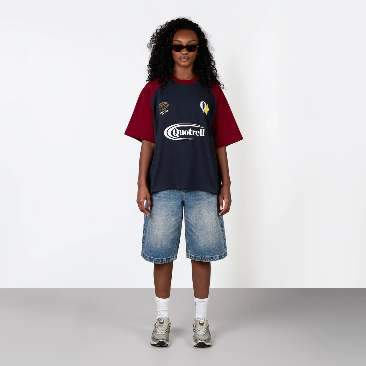 Emilio Boxy Tee in navy and red