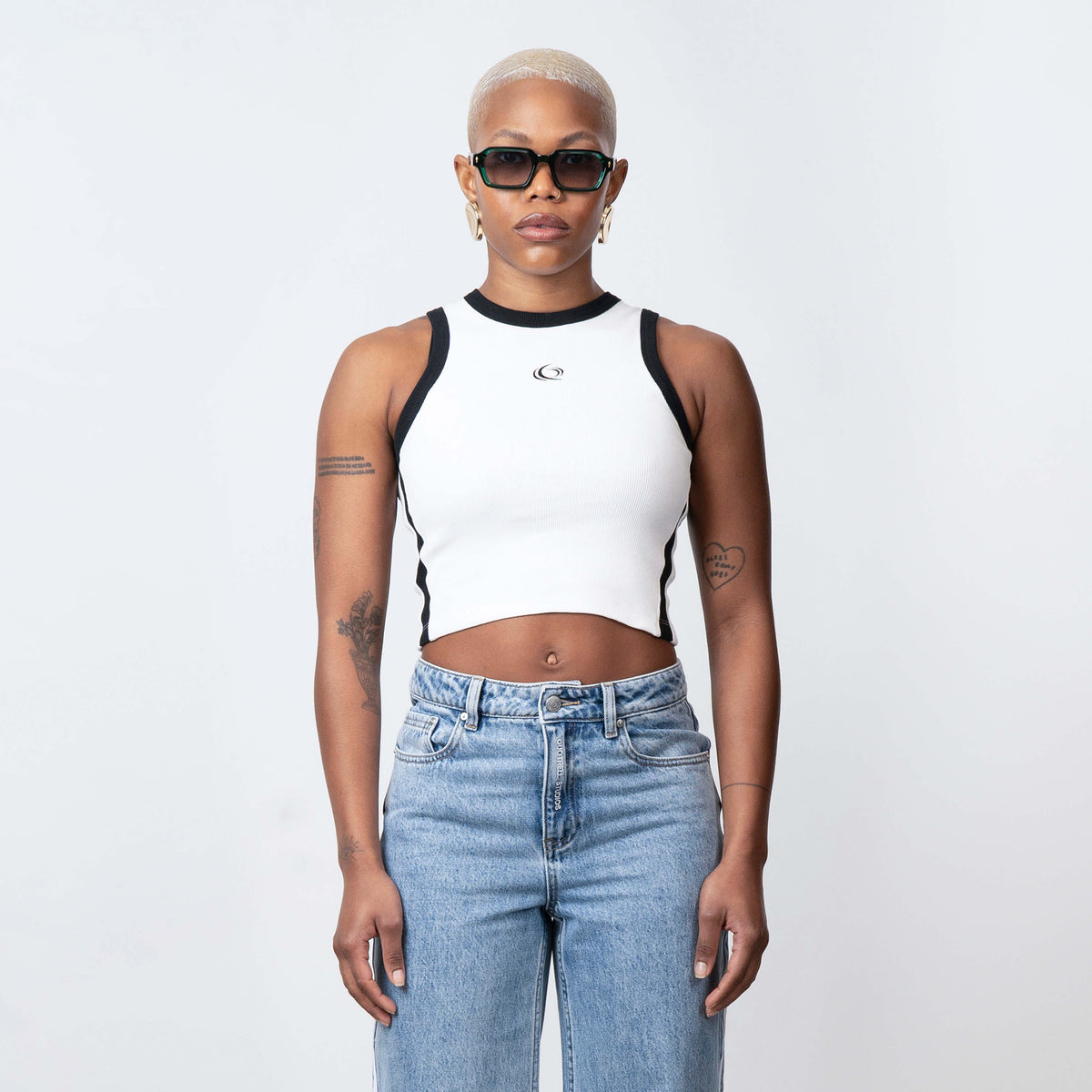 Skye Top in white and black