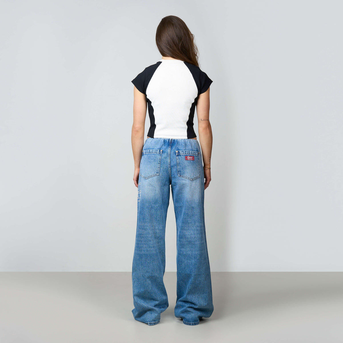 Juno Top in white and black