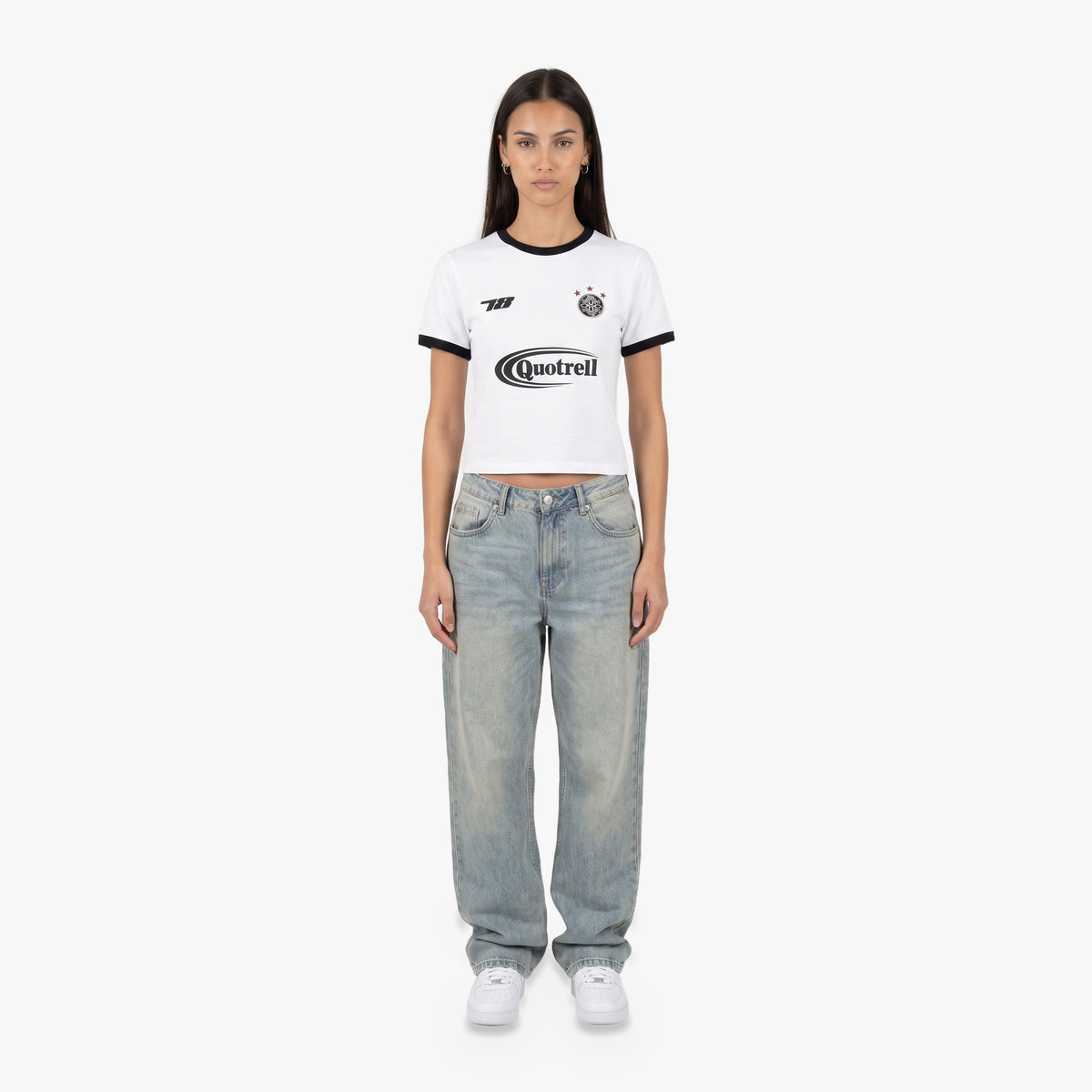 Kira Top in white and black