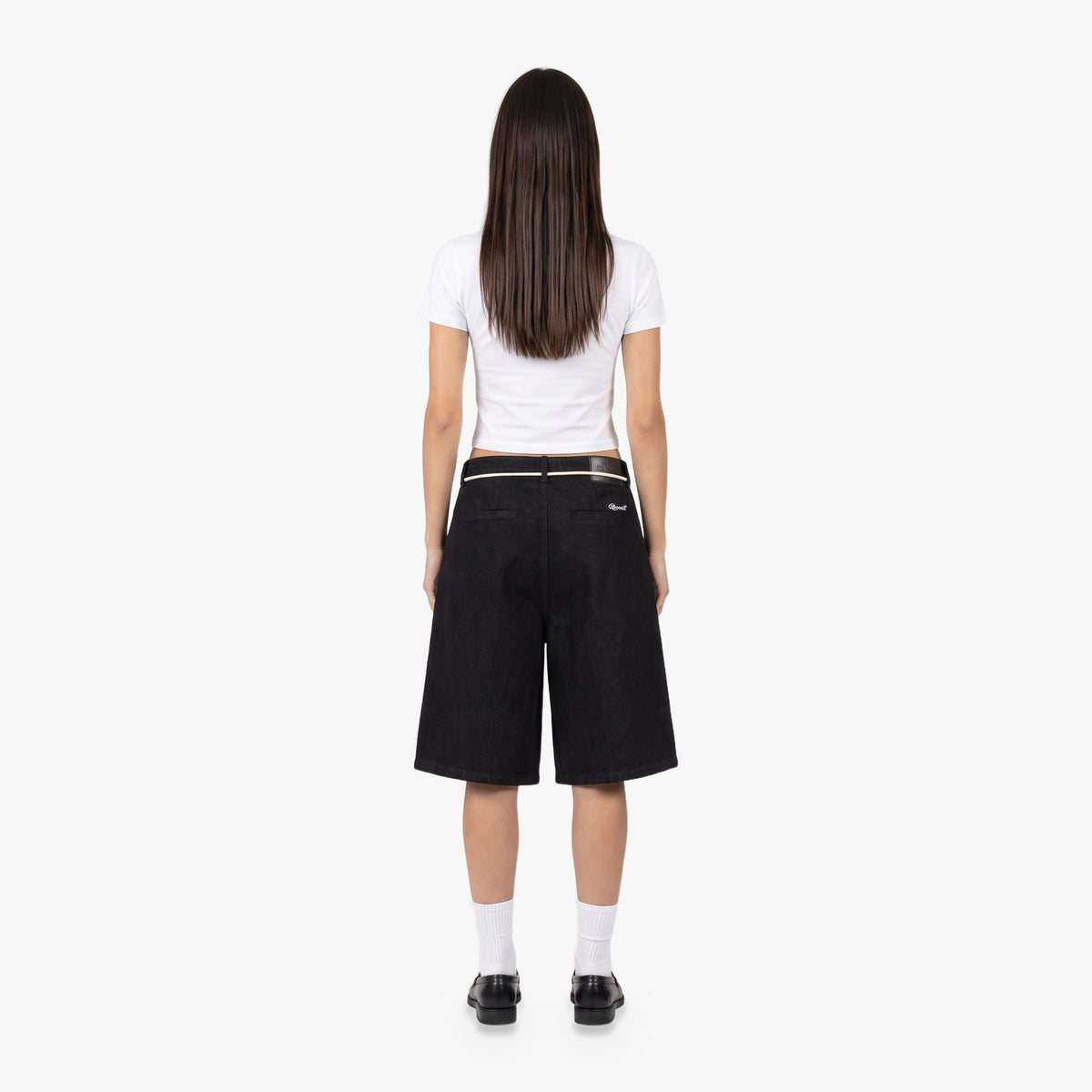 Riot Short in black
